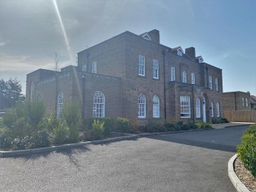 image of 10, Colebridge House Apartments, 82-84 Cheltenham Road