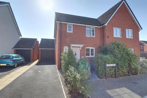 Arrange a viewing for Aspen Way, Brockworth