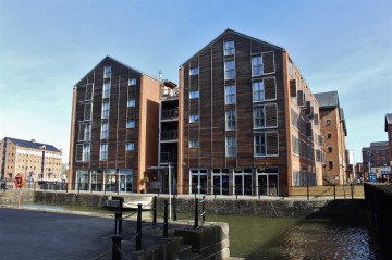 image of 8, Merchants Quay