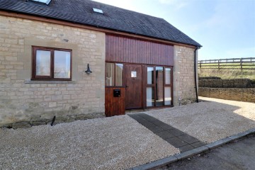 image of 9 Hill Farm Barns, Frocester Hill